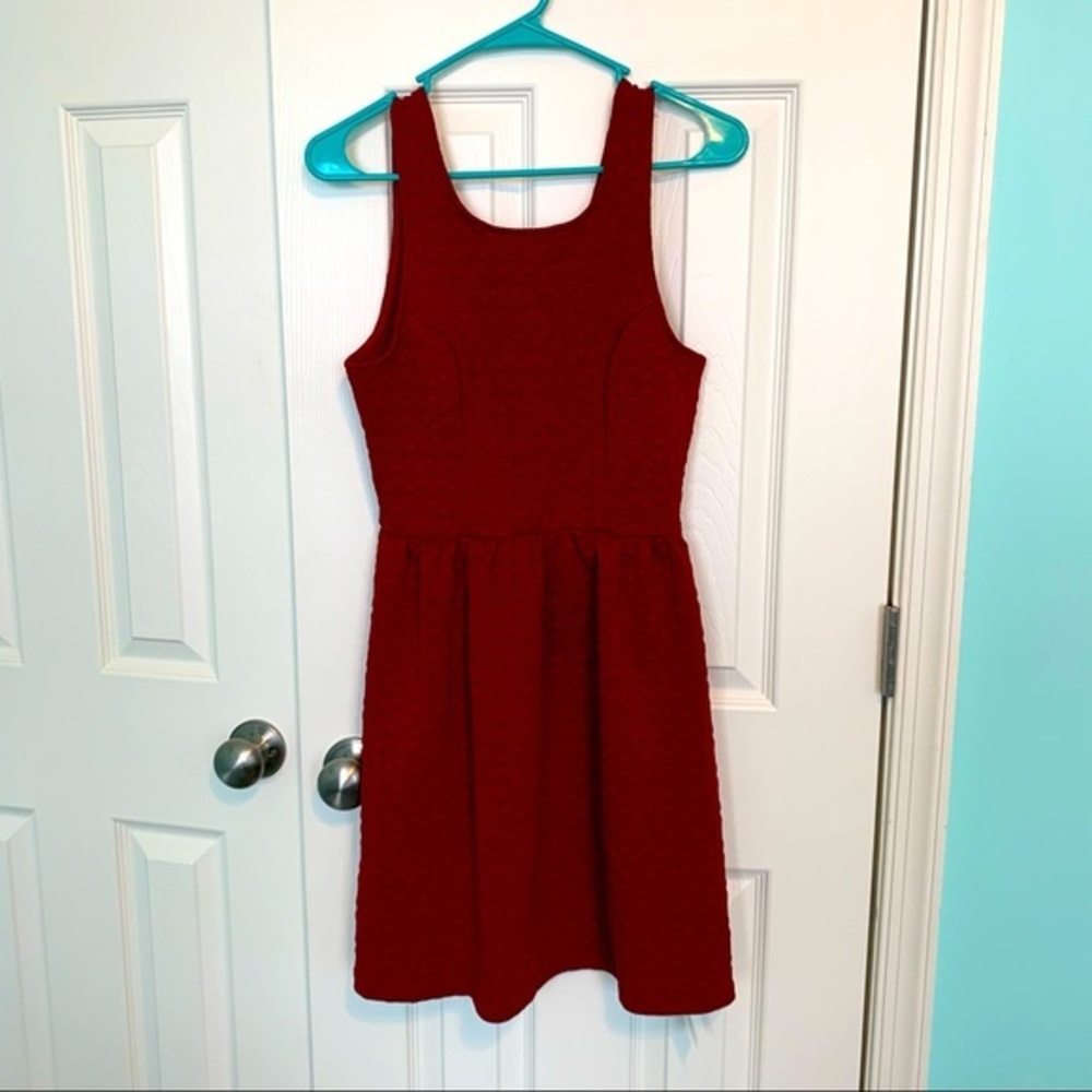 Everly size medium deep red dress new‎ with tags